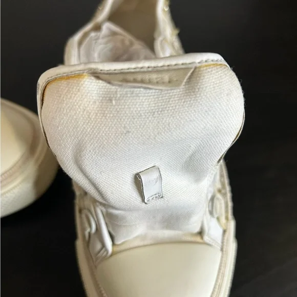 AMIRI Cream Sneakers with Silver Stars - Picture 10 of 10